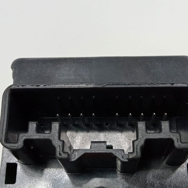 Comando Retrovisor Tracker 2014 2015