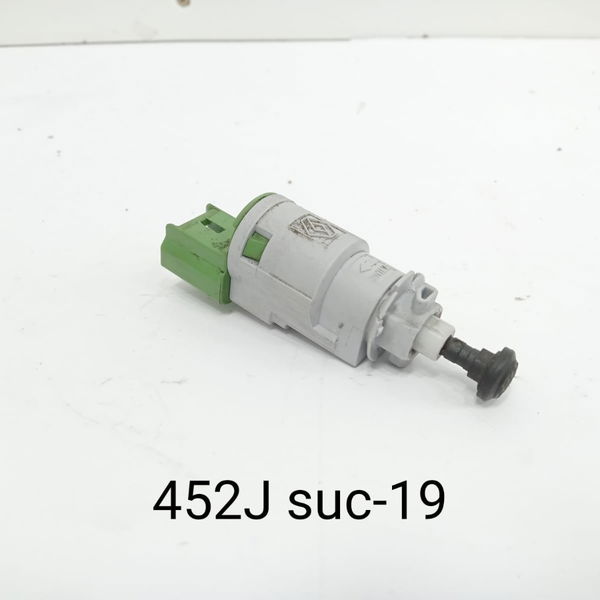 Sensor Pedal Freio Renault Logan 1.0 2018 8200276360d