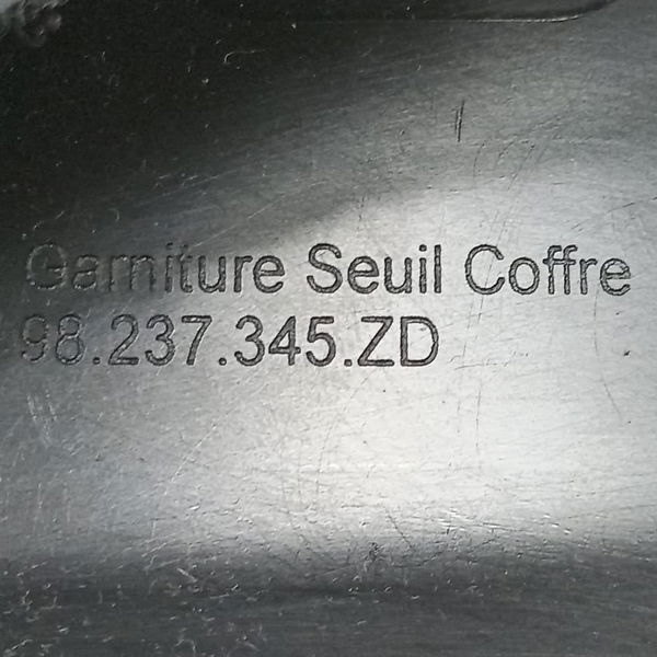 Moldura Soleira Porta Malas Citroen C4 Cactus 2021