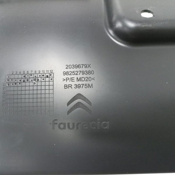 Acabamento Superior Porta Luvas Citroen C4 Cactus 2022