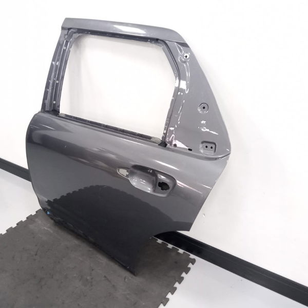 Porta Traseira Esquerda Citroen C4 Cactus 2022 Detalhe