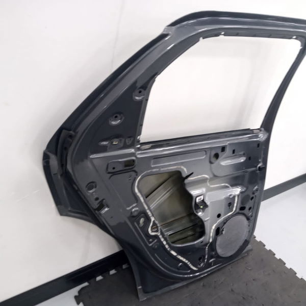 Porta Traseira Esquerda Citroen C4 Cactus 2022 Detalhe