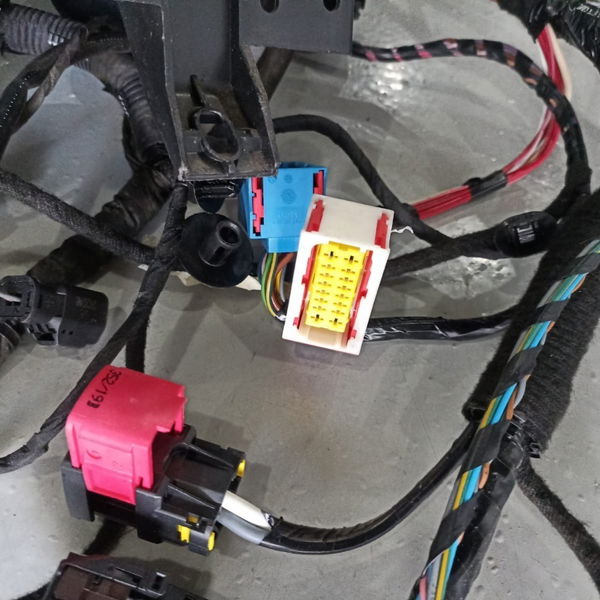 Chicote Caixa Fusível Citroen C4 Cactus 2022 9833634380