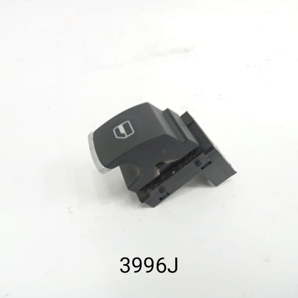 Comando Vidro Porta Dianteira Direita Tiguan 2010 Detalhe