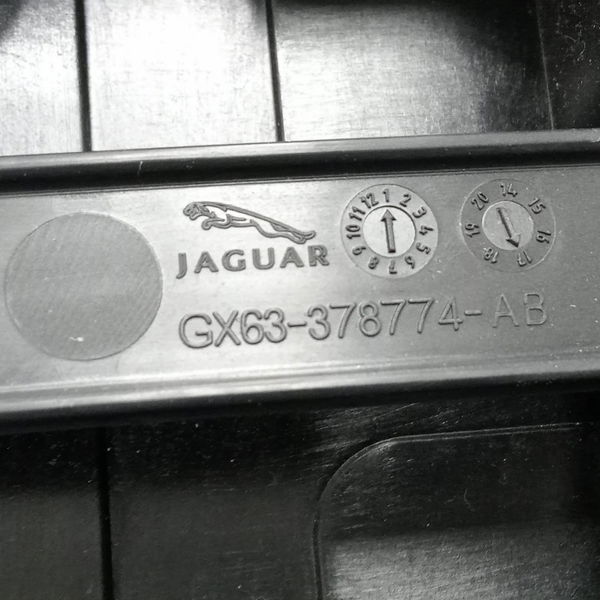 Acabamento Módulo Porta Dianteira Direita Jaguar Xf25t 2017
