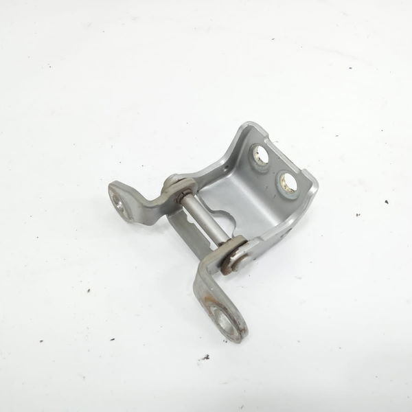 Dobradiça Superior Porta Traseira Direita Crv 2.0 4x2 2010