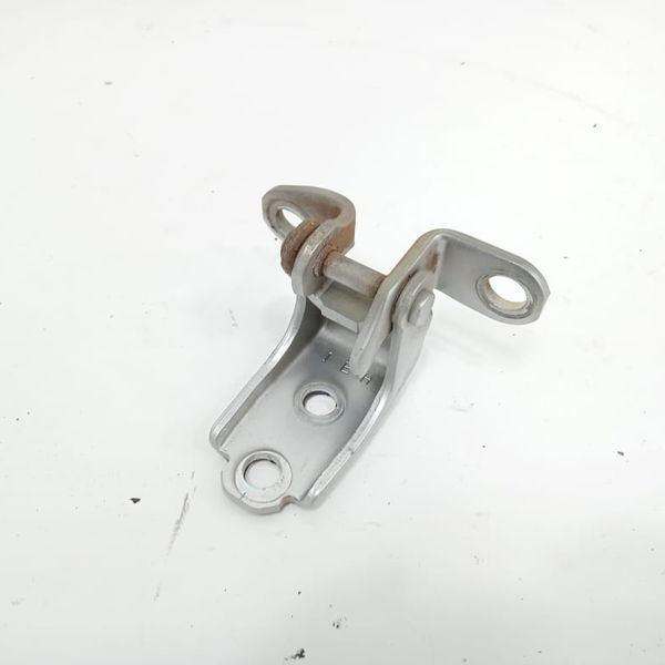 Dobradiça Inferior Porta Traseira Direita Crv 2.0 4x2 2010