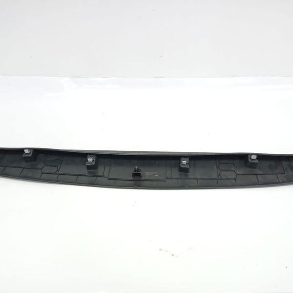 Acabamento Interno Superior Tampa Traseira Vw Golf Tsi 2015