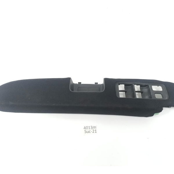 Moldura Botão Vidro Elétrico Dianteiro Esqu Crv 2.0 4×2 2010