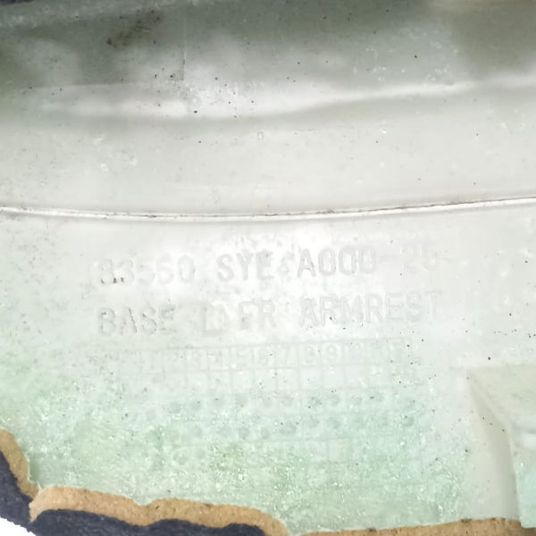 Moldura Botão Vidro Elétrico Dianteiro Esqu Crv 2.0 4×2 2010