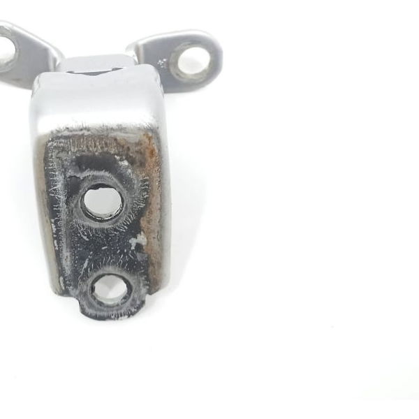 Dobradiça Inferior Porta Traseira Esquerda Crv 2.0 4×2 2010