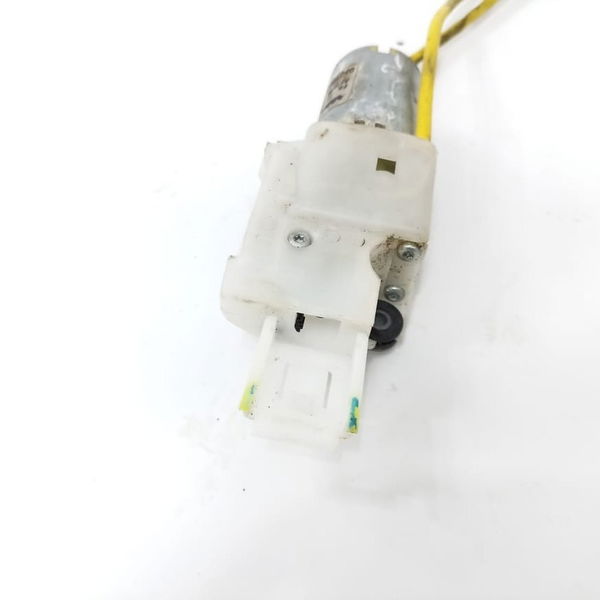 Motor Atuador Regulagem Cinto Direito Vw Touareg 2008