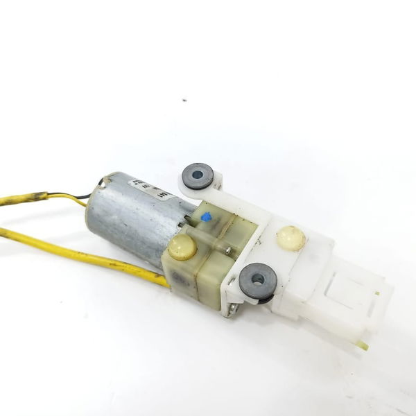Motor Atuador Regulagem Cinto Direito Vw Touareg 2008