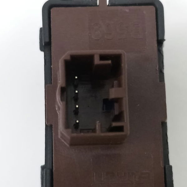 Botão Trava Destrava Porta Dianteira Esquerda Compass 2019