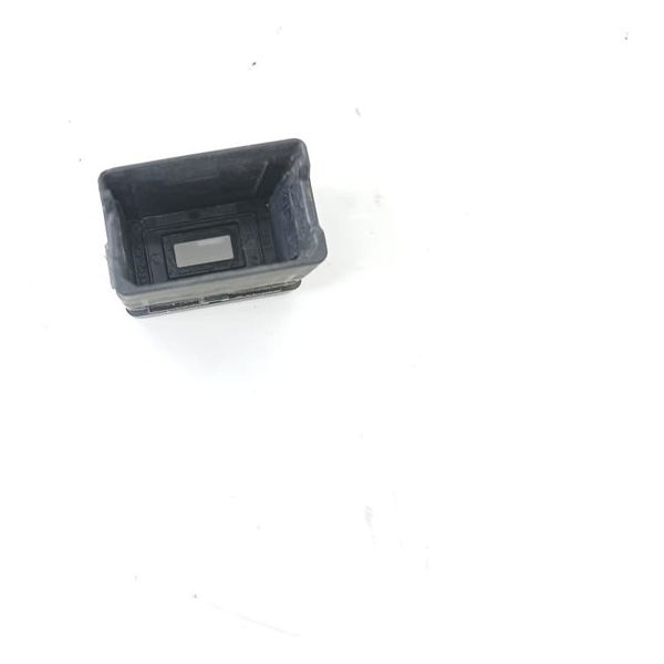 Capa Botão Entrada Usb Hyundai Hb20 1.0 M Comfort 2022
