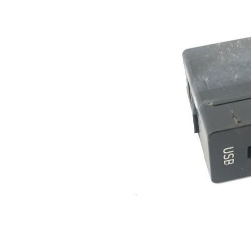 Capa Botão Entrada Usb Hyundai Hb20 1.0 M Comfort 2022
