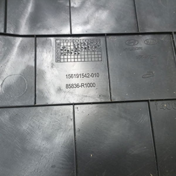 Acabamento Coluna Central Esquerda Hb20 1.0 M Comfort 2022