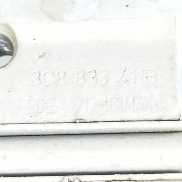 Dobradiça Inferior Porta Tra Esq Passat Variant 2.0 Tsi 2013
