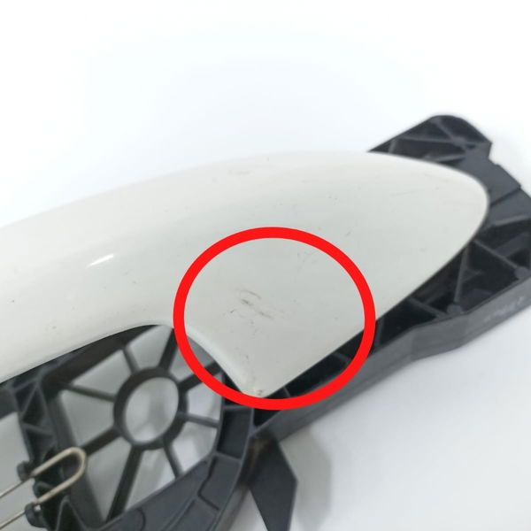 Maçaneta Externa Traseira Esquer Passat Variant 2.0 Tsi 2013