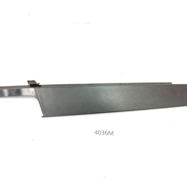 Aplique Coluna Porta Dianteira Esquerda Bmw 320i 2015