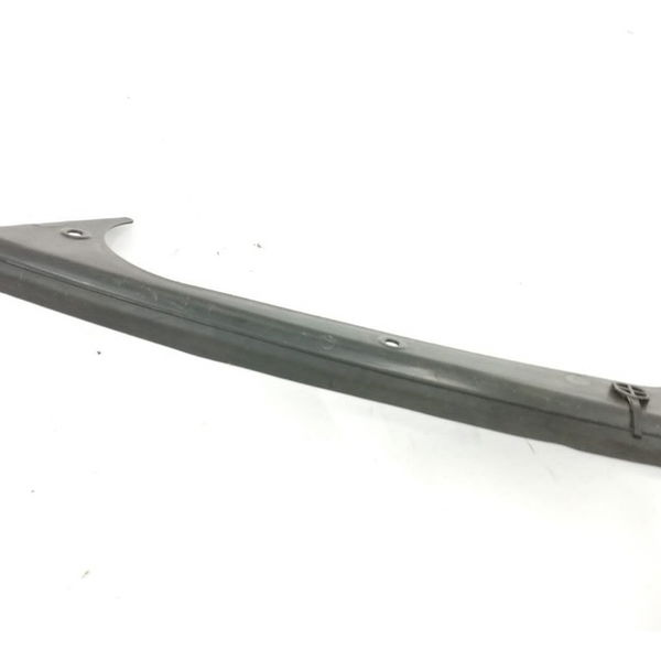 Acabamento Esquerdo Porta Malas Mercedes C180 2014