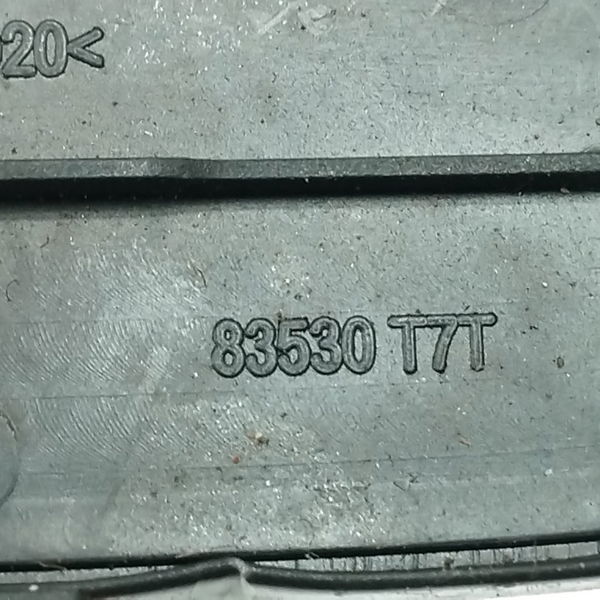 Acabamento Apoio Braço Dianteiro Direito Honda Hrv 2016