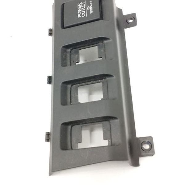 Moldura Entrada Usb Aux Tomada 12v Honda Hrv 2016