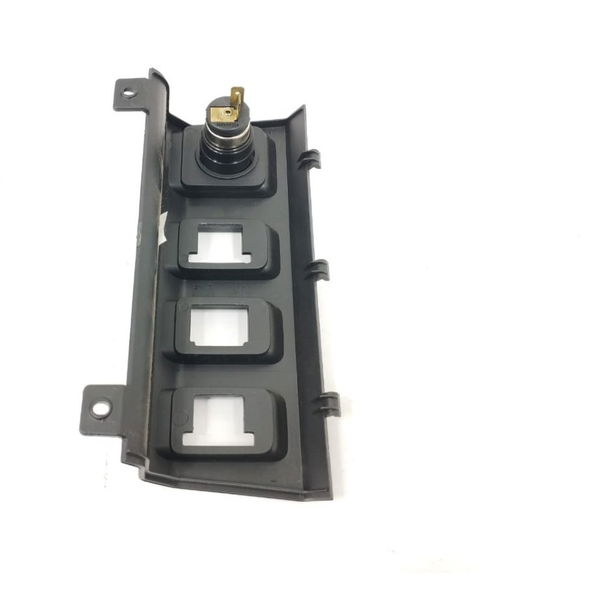 Moldura Entrada Usb Aux Tomada 12v Honda Hrv 2016