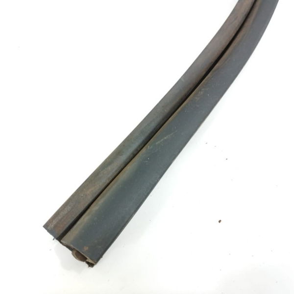 Borracha Guarnição Porta Dian Esquerda Journey 3.6 V6 2014