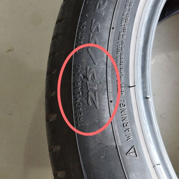 Pneu Michelin Primacy 3 215/55r17 94 V