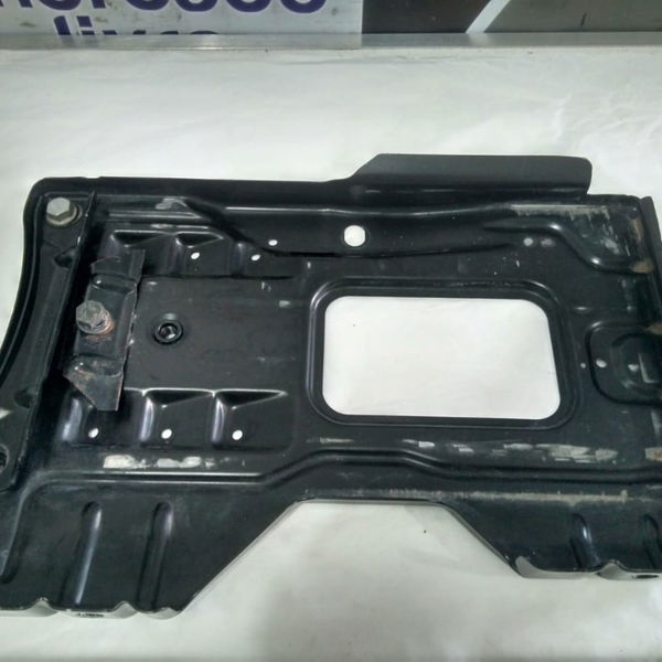 Suporte Da Bateria Mercedes C250 2011 A2046200018