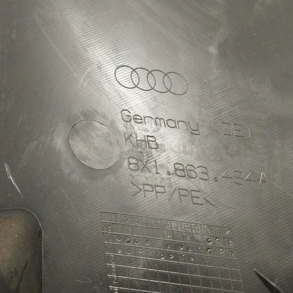 Soleira Dianteira Direita Audi A1 1.4 Tfsi 2012