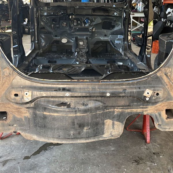 Painel Traseiro Ford Ka 2019