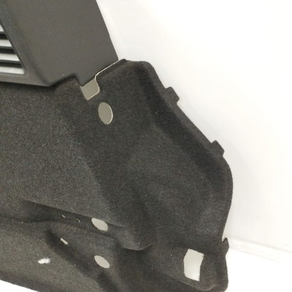 Forro Lateral Esquerda Porta Malas Audi A1 Tfsi 1.4 2012