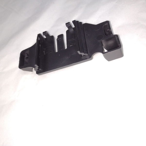 Moldura Suporte Original Audi Q3 2016 8u1907348