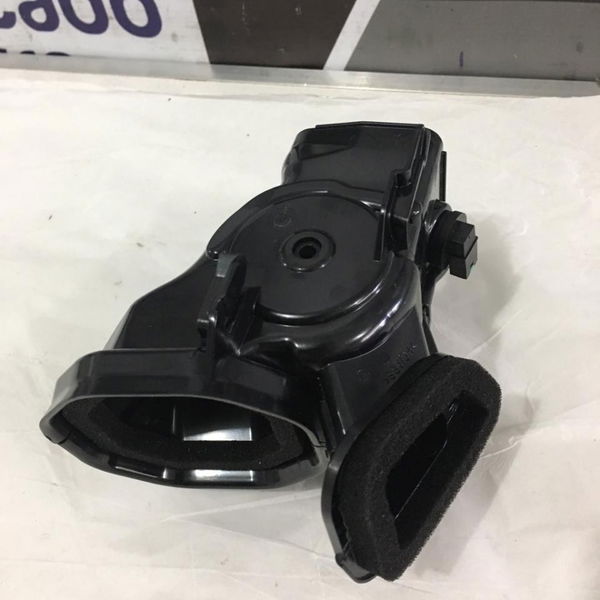 Duto Canal De Ar Esquerdo Mercedes Benz C180 2018