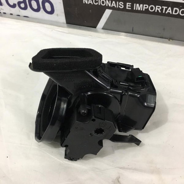 Duto Canal De Ar Esquerdo Mercedes Benz C180 2018