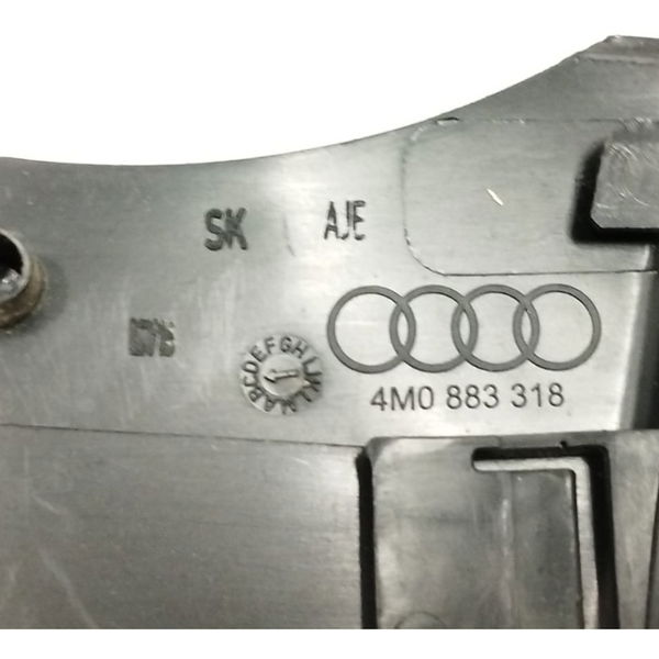 Acabamento Banco Traseiro Audi Q7 2018 4m0883318