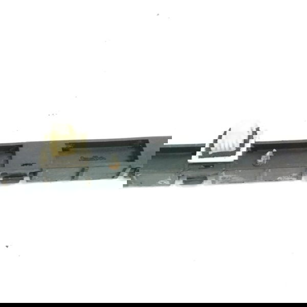 Guia Direito Parachoque Traseiro Honda Civic Lx 1.7 2004