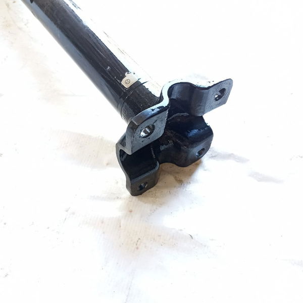 Suporte Para Barro Traseiro Esq Mercedes-benz Axor 1933 2012
