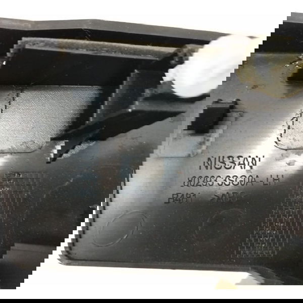 Acabamento Porta Dianteira Esquerda Nissan Sentra 2015