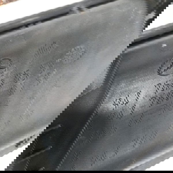 Maçaneta Externa Dianteira Dir Mercedes-benz Axor 1933 2012