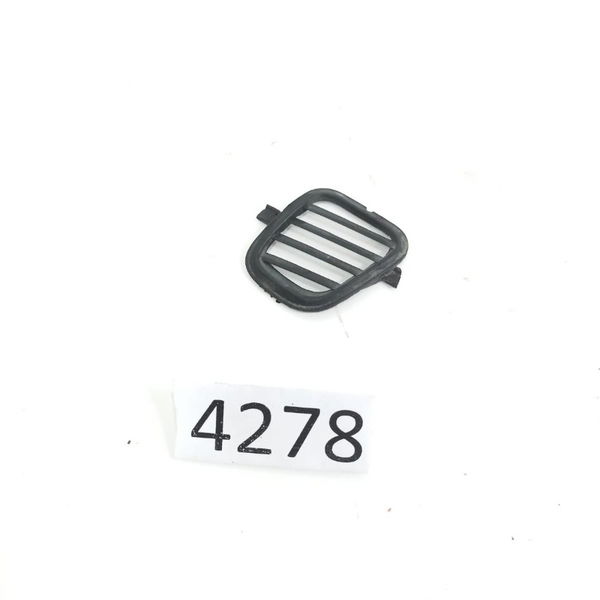 Grade Painel Mercedes-benz Axor 1933 2012 E220dc0392