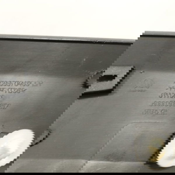 Moldura Dianteira Esquerda Jeep Renegade Sport 2018 Moldura Dianteira Esquerda Jeep Renegade Sport 2018