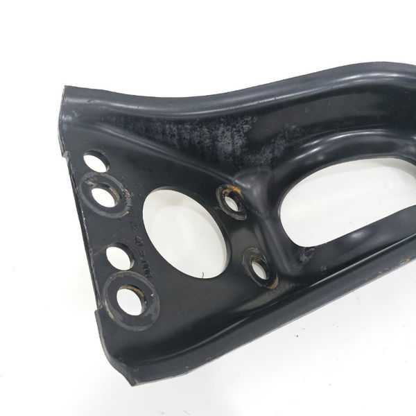 Suporte Direito Mercedes-benz Axor 1933 2012 9433230240