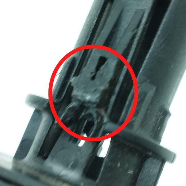 Trava Encosto Cabeça Traseiro Central Bmw 320i 2008
