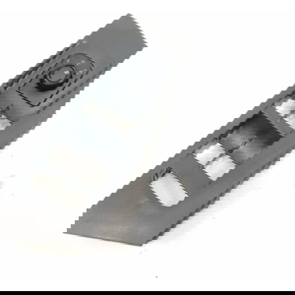 Moldura Botão Vidro Porta Diantei Esquerd Vw Virtus Msi 2021