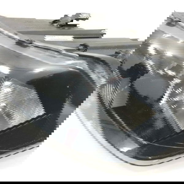Farol Esquerdo Vw Virtus Msi 2021