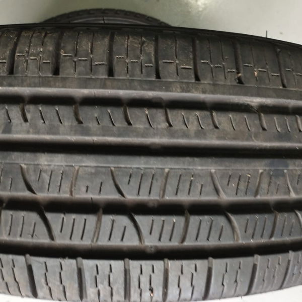 Pneu Pirelli Scorpion Verde 215/65r16