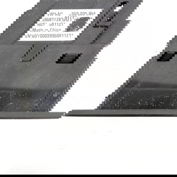 Entrada Usb Vw T-cross Hl Tsi 2022